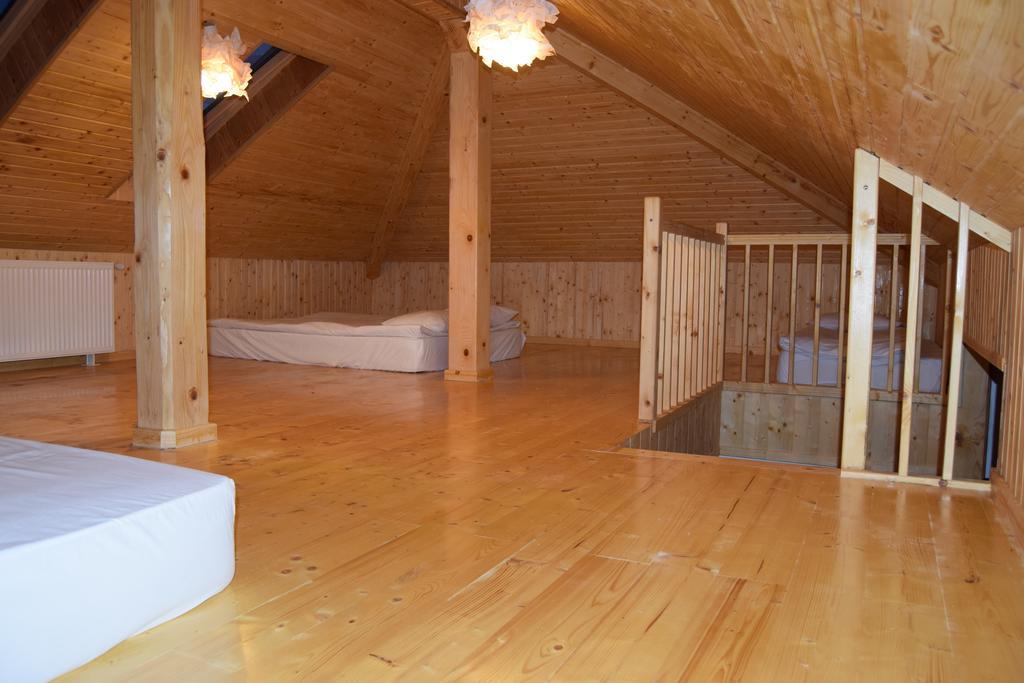 Pensiunea Agroturistica Cerna, Vaideeni, Valcea Buitenkant foto